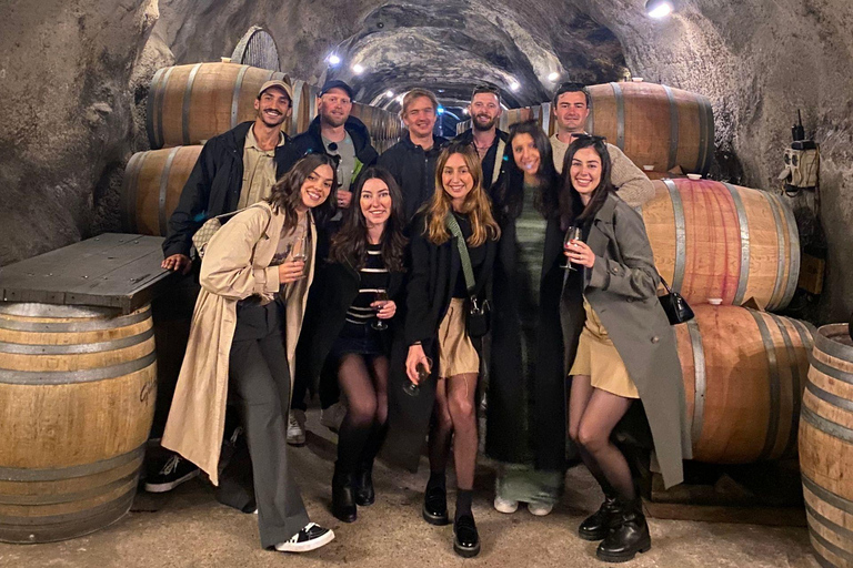 Queenstown: 2 Wine Regions & Wine Cave Tour - Local NZ Guide