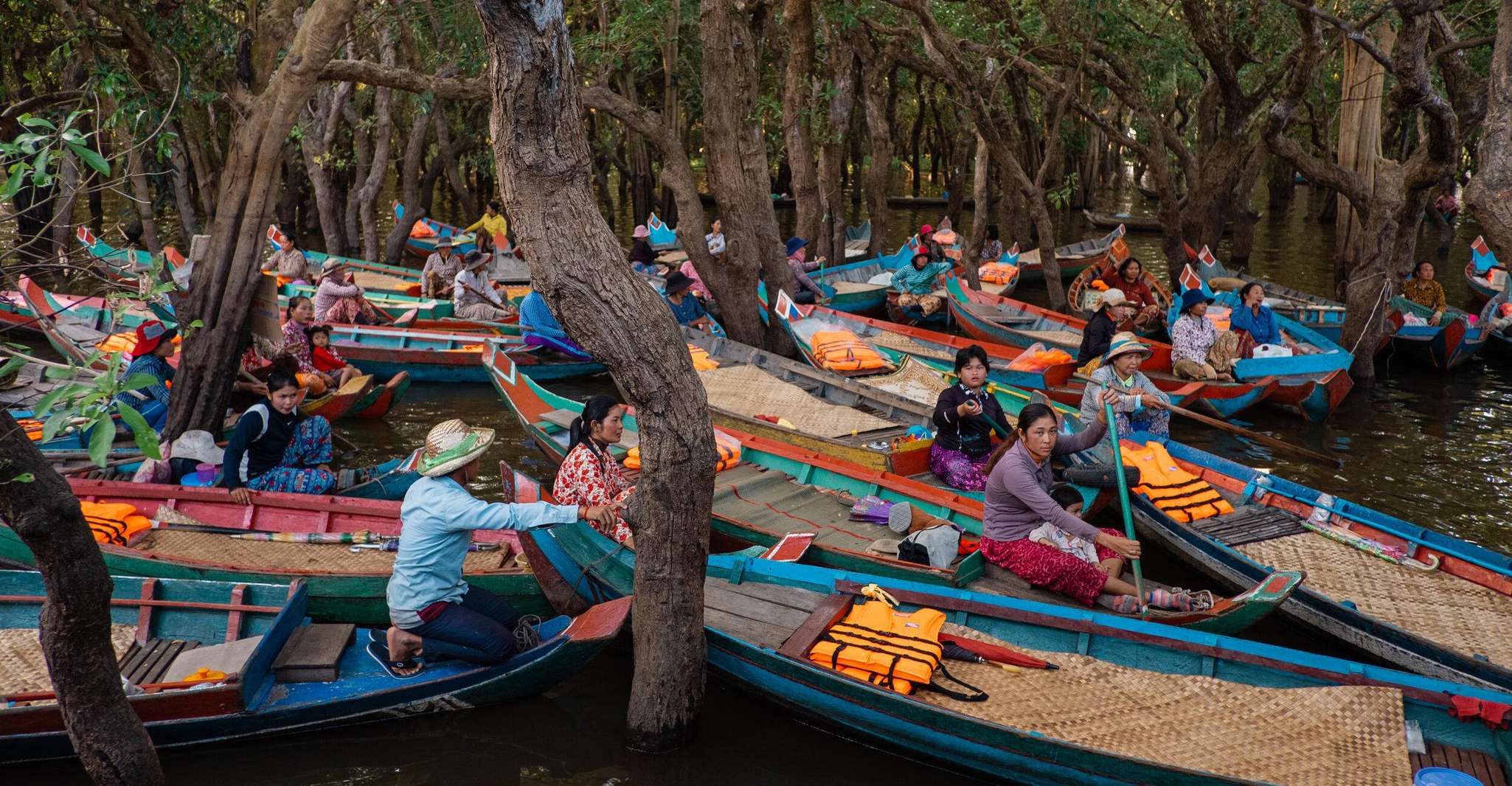 Siem Reap, Kampong Phluk Floating Village Tour with Transfer - Housity