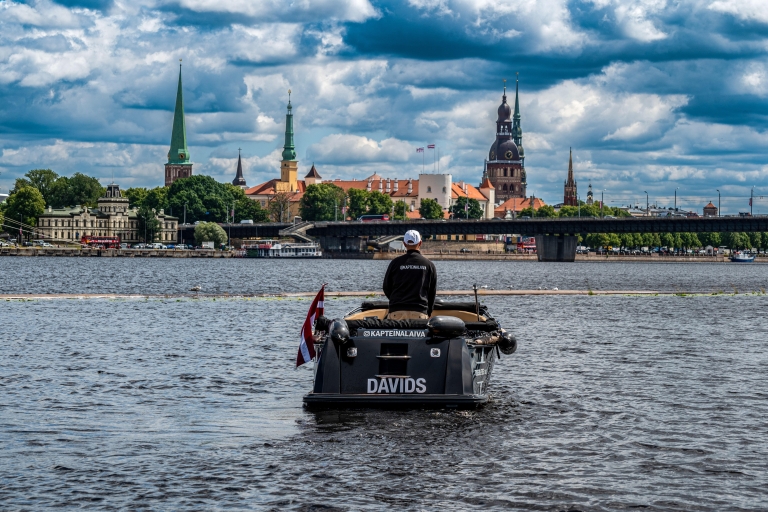 Riga: privérondvaart / romantiek op het stadskanaal