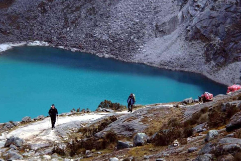 Vanuit Huaraz: Wandeling Santa Cruz - Llanganuco 4D/3N