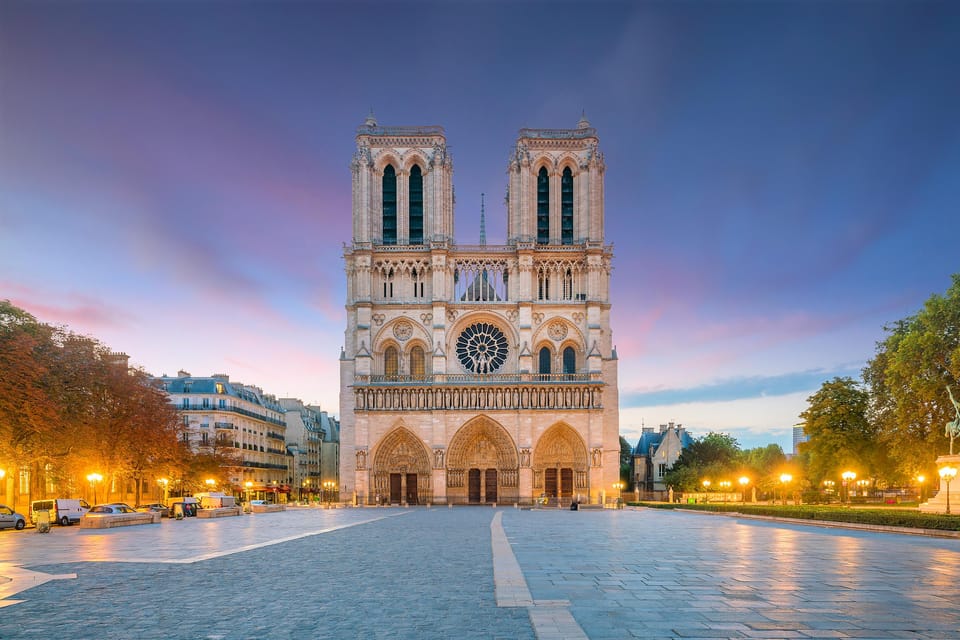 Notre Dame Cathedral Entry and Historic Walking Tour Notre Dame Cathedral Entry and Historic Walking Tour