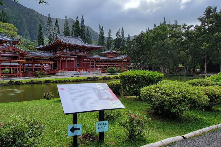 Oahu: Ekskluzywny samochód z kierowcą - 6 godzin