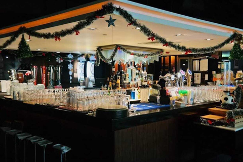 Hong Kong: One Night in Exclusive Rooftops and Secrets Clubs