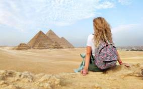 Cairo: Pyramids & Great Sphinx Private Tour with Camel Ride