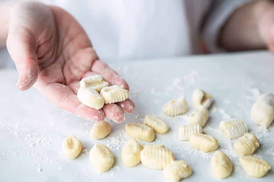 St. Louis: Unterhaltsamer Gnocchi-Kochkurs in einem trendigen lokalen Café. Foto: GetYourGuide