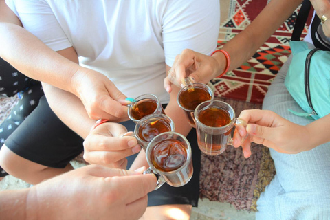 Hurghada: Quad Bike and Camel Ride with Dinner and Show pickup from hotels inside hurghada