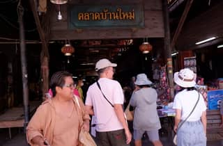 Ab Bangkok: Chachoengsao-Tempel, Märkte und Bootstour