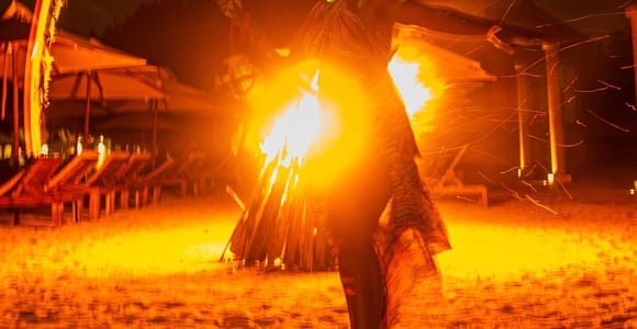 Cartagena: Sunset Boat Party and Beach Club