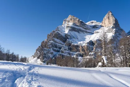 eintägige Wanderung mit Schneeschuhen zur Entdeckung der Dolomiten