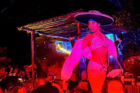 Maroca Nightclub Open Bar com transporte, Punta Cana