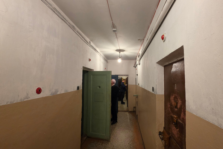 Vilnius: Soviet Tour with Atomic Bunker entry