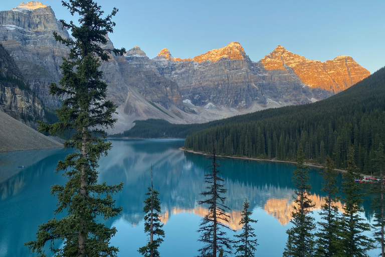 Banff/Canmore: Zonsopgang bij Moraine LakePrivé-ervaring