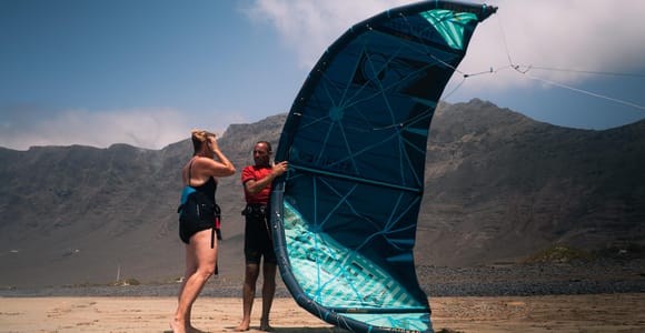 PRIVATE KITESURF LESSONS