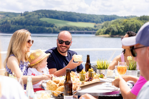 Biggesee: Bootstour mit herzhaftem Vesper-Buffet