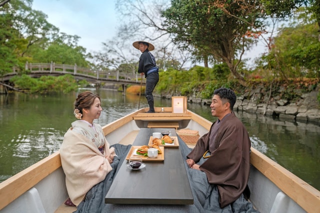 Fukuoka: Yanagawa River Cruise & Lunch Private Guided Tour