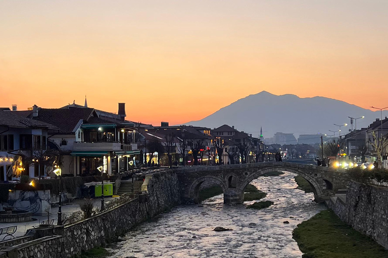 رحلة نهارية إلى كوسوفو: استكشف بريشتينا وبريزرن من تيرانا