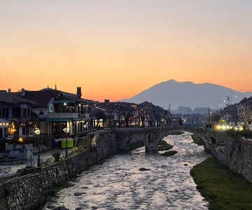 Gita di un giorno in Kosovo: Esplorare Pristina e Prizren da Tirana