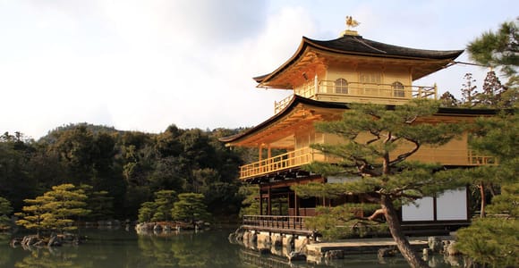 Kyoto: Kinkakuji The Golden Pavilion, Ryōan-Ji and Wildlife
