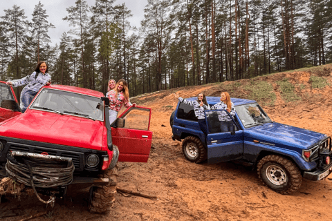 Von Riga aus: Off-Road-Abenteuer im Wald