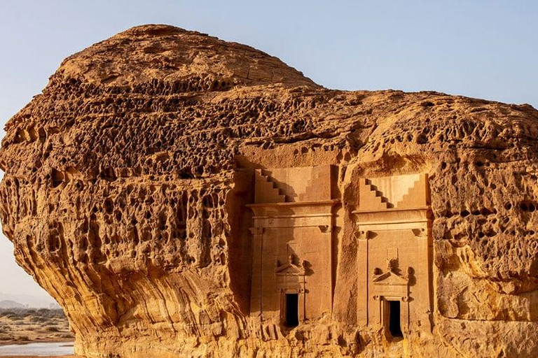 Al Ula: Tour guiado de la Hegra y Casco AntiguoPrecio del viaje