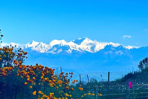Darjeeling: Tiger Hill Sunrise Hike – Guided Day Trip