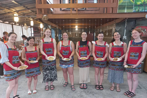 Chiang Mai : Small Group Thai Cooking class with market tour Join a small group in English