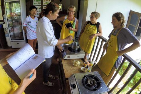 Koh Lanta : Cours de déjeuner à l'école de cuisine thaïlandaise de Lanta