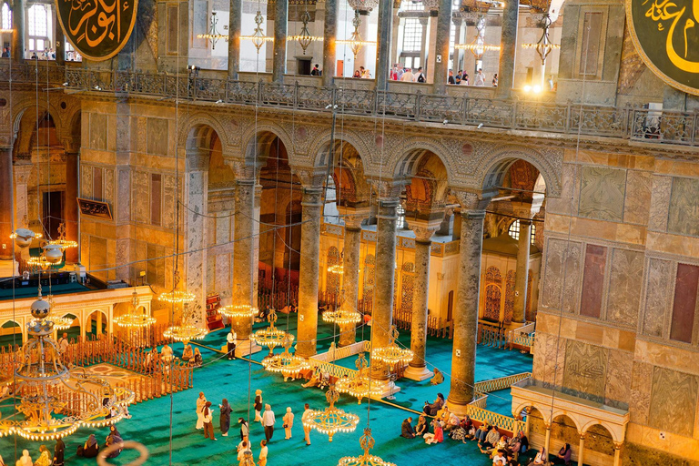 Topkapi Palace and Harem Full Tour Skip-the-Ticket Lines Topkapı Palace and Harem Full Tour