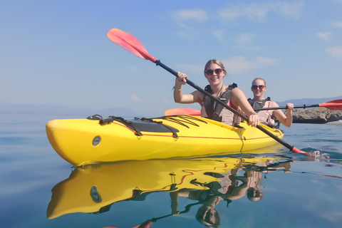 Kalamata: Excursión de un día en kayak de mar con almuerzo