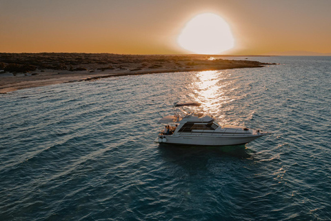 Au départ de Ierapetra : Croisière sur l'île de Chrissi avec déjeunerBillet pour le yacht et déjeuner inclus