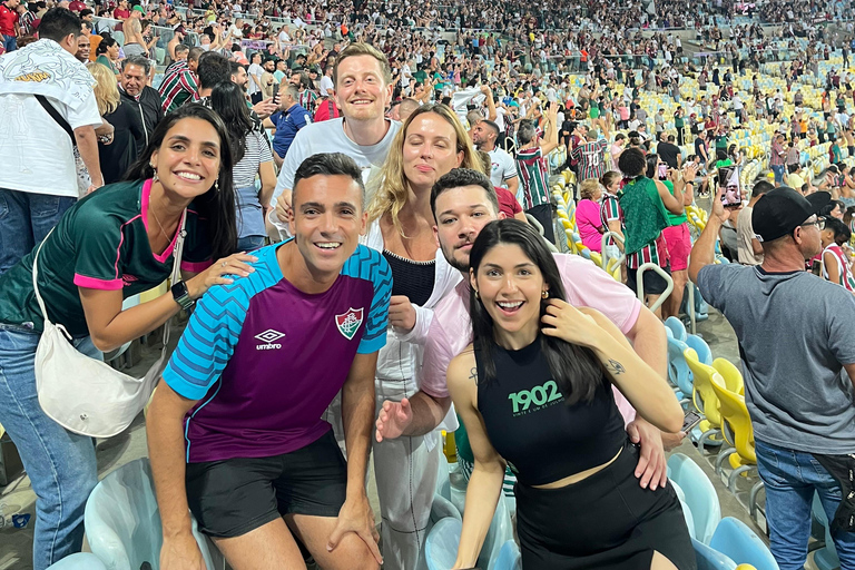 Mecz piłki nożnej Fluminense na Maracanã z lokalnymi gospodarzami