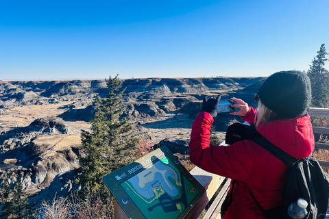 Badlands Tour: Drumheller with Museum, Hoodoos & Dinosaurs Booking Option for Summer 2026