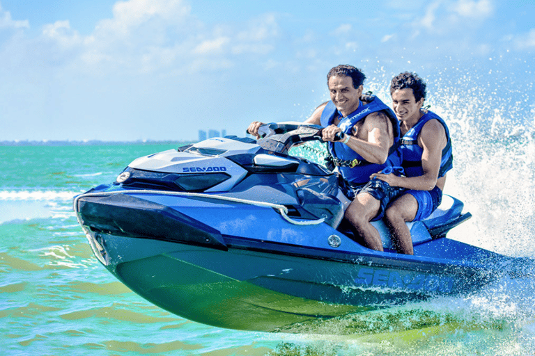 Cancun: WaveRunner-ritCancun: WaveRunner-rit van 30 minuten