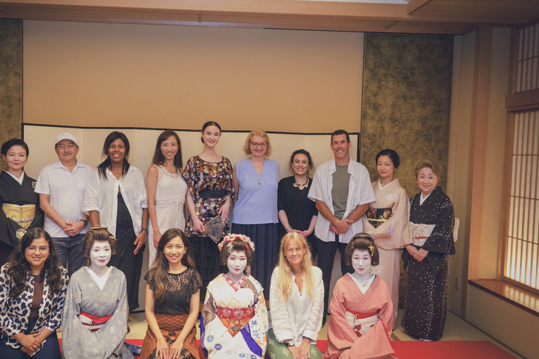 Tokyo : spectacle de geishas et expérience dans une maison de thé