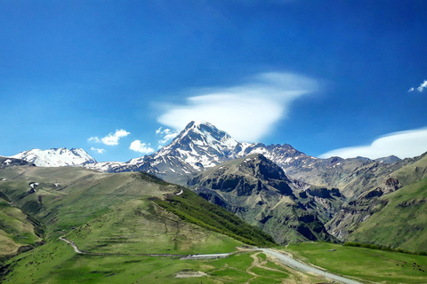 Caminhada de três dias em Kazbegi