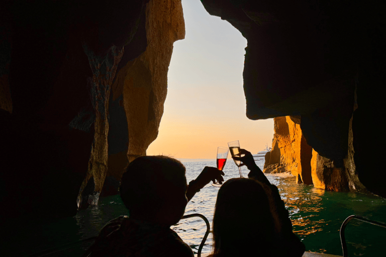 Sorrento: Private Sunset Cruise