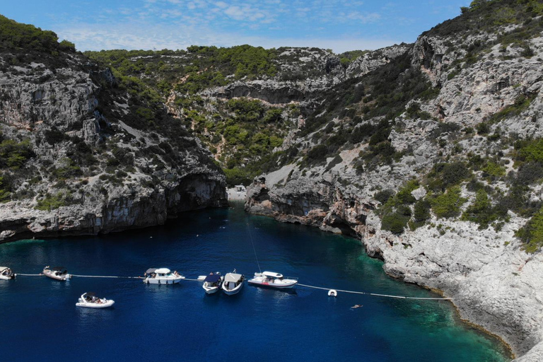 From Hvar: Blue Cave & Vis Island Small Group Boat Tour