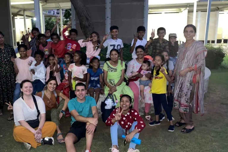 SBB Volunteer abroad at the Educational Centre in Slums SBB Volunteer at an Educational Centre in Slums