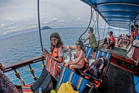Z Koh Chang: 4 wyspy Snorkel &amp; Beach Tour dużą łodziąRejs wycieczkowy na 4 wyspy: Z transferem do hotelu