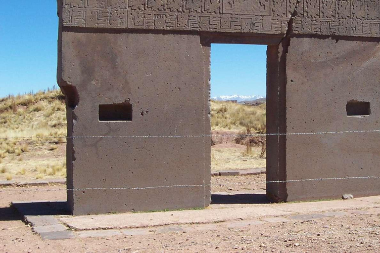 La Paz: Tiwanaku Archeological Site Guided Tour 1-Day