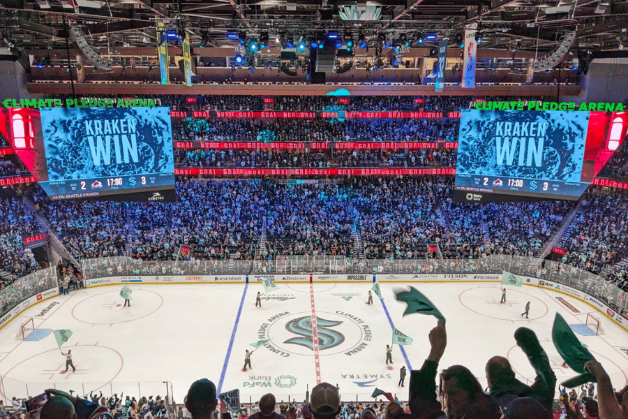 Seattle: Seattle Kraken Eishockey Spiel Ticket. Foto: GetYourGuide Seattle: Seattle Kraken Eishockey Spiel Ticket. Foto: GetYourGuide