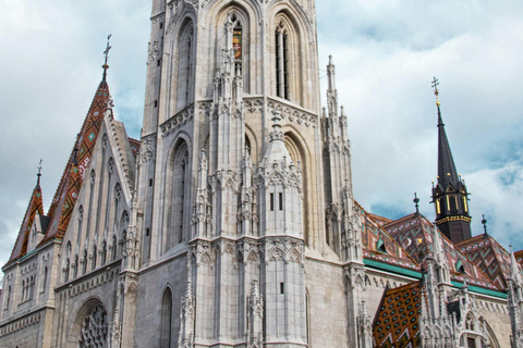 Buda Castle Hill Tour: Fisherman’s Bastion & Matthias Church Buda Castle Hill Tour German