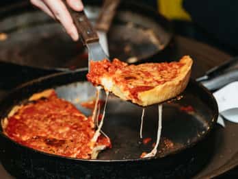 Chicago: Tour gastronomico classico a piedi con noleggio di biciclette o kayak
