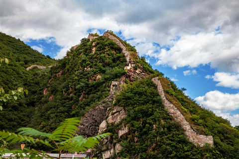 Small Group Tour To Two Section of Beijing Great Wall