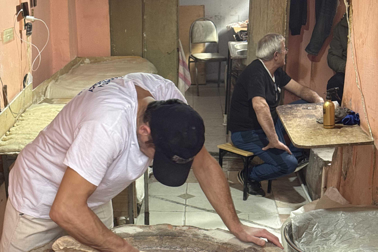 Tbilisi: Khinkali Kitchens Food Tour with 12+ Tastings