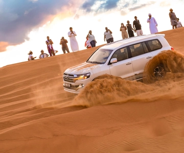 Dubai: Desert Safari with VIP BBQ and Optional Quad Bike