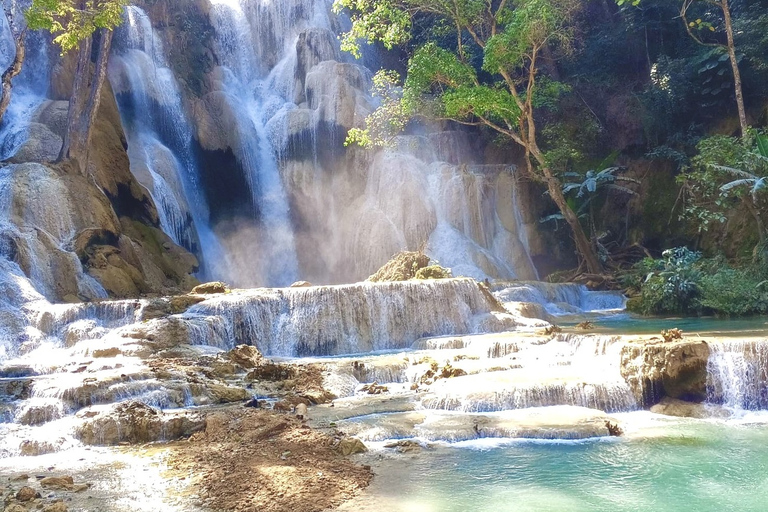 Classic tour in Luang Prabang (Private)Chinese Guide 3-5 Pax