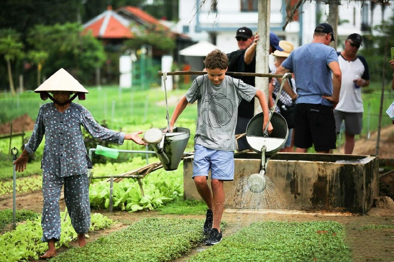 Hoi An: Tra Que, Thanh Ha, and Kim Bong Villages Tour