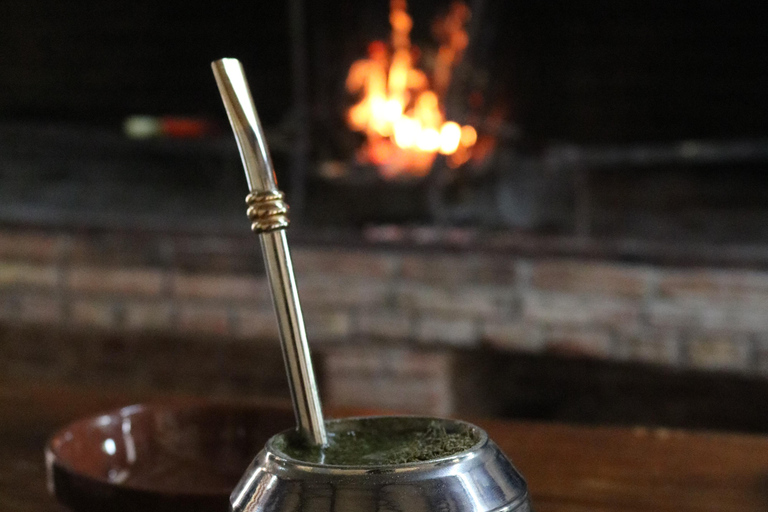 Montevideo: Exclusive VIP Experience at a Century-Old Winery, Tasting, Lunch, Transport