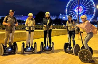 Paris bei Nacht: nächtliche Segway-Tour mit einem ortskundigen Guide